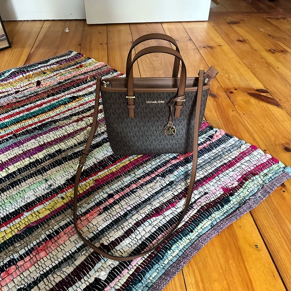 Michael Kors satchel. Barely used